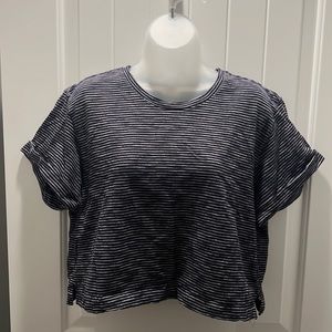 CROPPED TEE